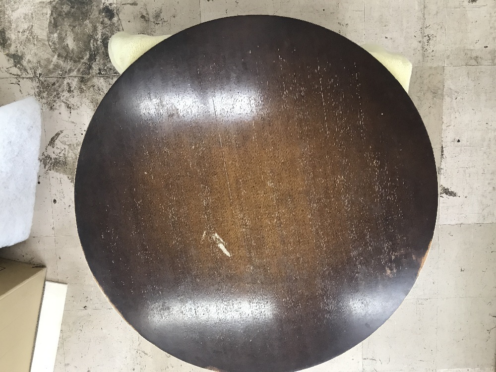 テーブル天板の塗り替え