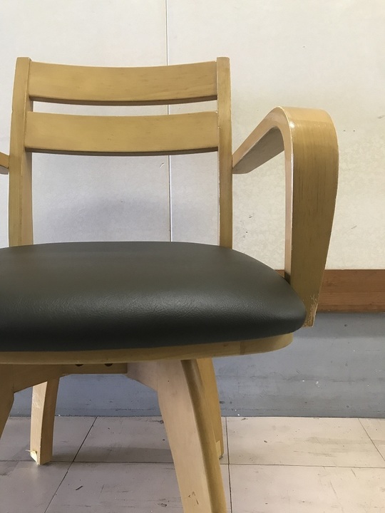 椅子の張り替えビフォーアフター