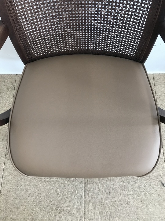 椅子の張り替えビフォーアフター