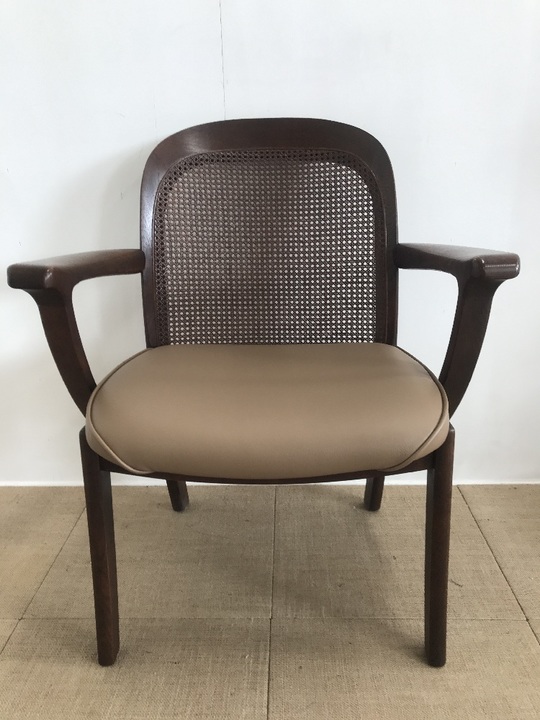 椅子の張り替えビフォーアフター