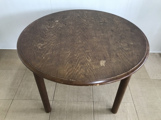 テーブル天板の塗り替え