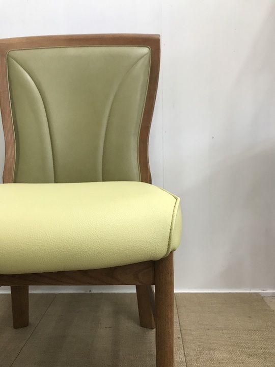 椅子の張り替えビフォーアフター