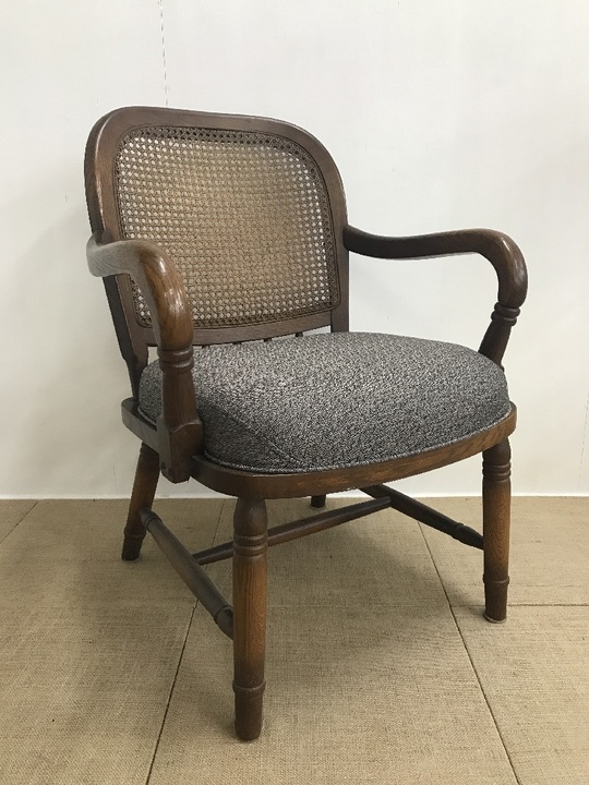 椅子の張り替えビフォーアフター