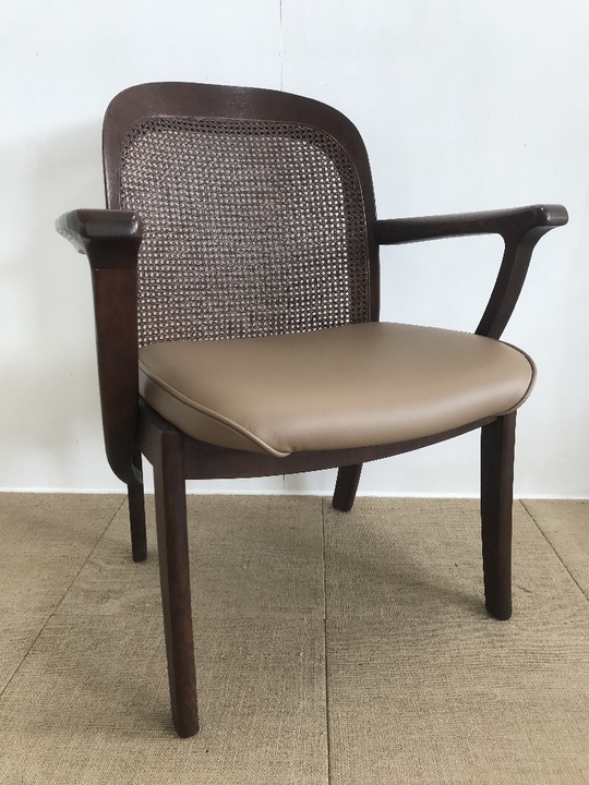 椅子の張り替えビフォーアフター